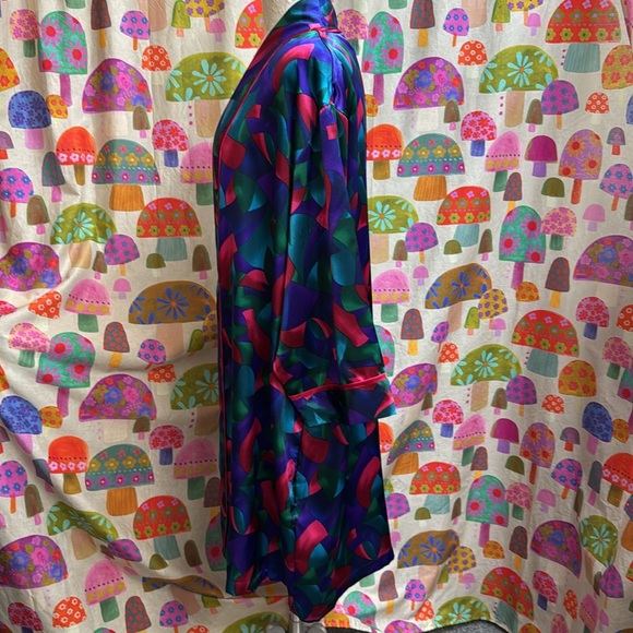 Cacique Silky Feel Bathrobe. M/L - Picture 8 of 13